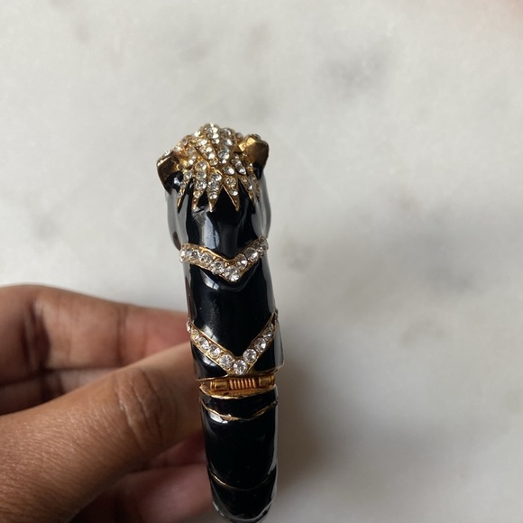 Vintage Women’s Unsigned Ciner Black Enamel Equestrian Bracelet Horse Jewelry - Picture 7 of 8